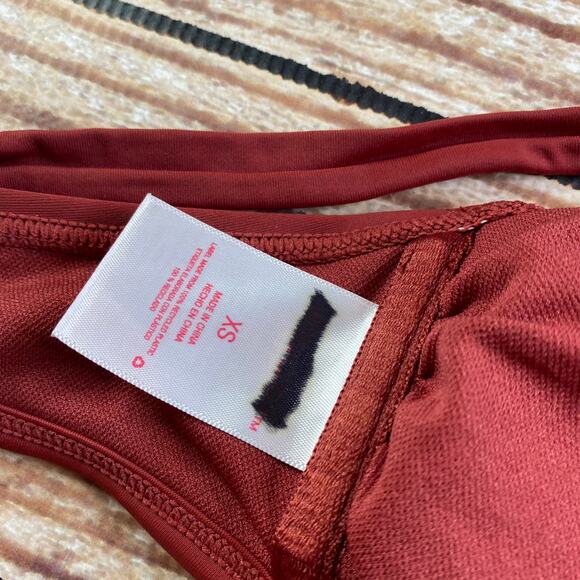 NEW Xhilaration rust colored bikini top XS - Picture 3 of 4